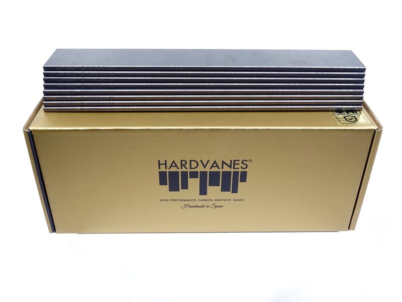 Paletas de grafito Hardvanes para BECKER DVT 2.100 sobre su caja