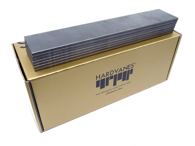 Paletas de grafito Hardvanes para BECKER DVT 2.140 sobre su caja