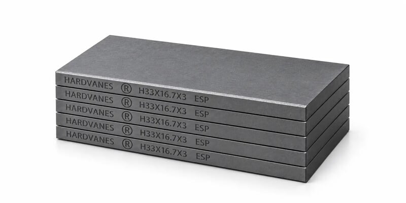 Kit de 5 paletas HARDVANES® de 33 × 16.7 × 3 mm, carbono-grafito con bisel, grabado a la izquierda y fondo blanco