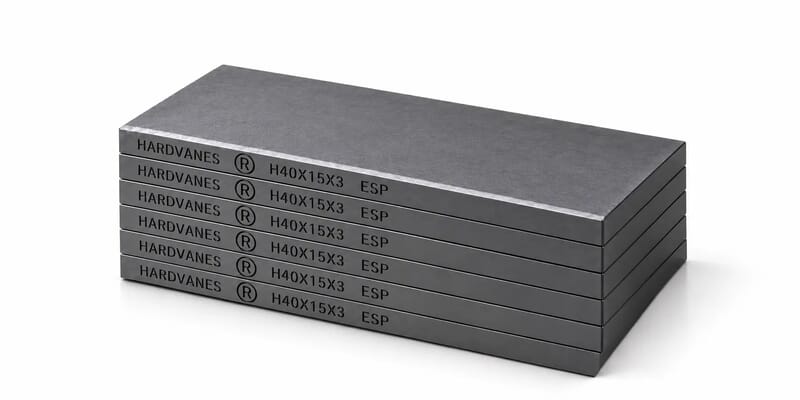 Kit de 6 paletas HARDVANES® de 40 × 15 × 3 mm, carbono-grafito con bisel, grabado a la izquierda y fondo blanco