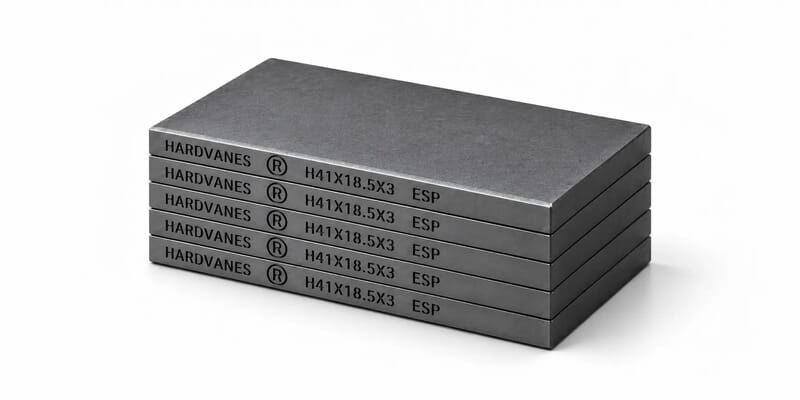 Kit HARDVANES® de 5 paletas idénticas de 41 × 18.5 × 3 mm, apiladas y alineadas sobre fondo blanco.