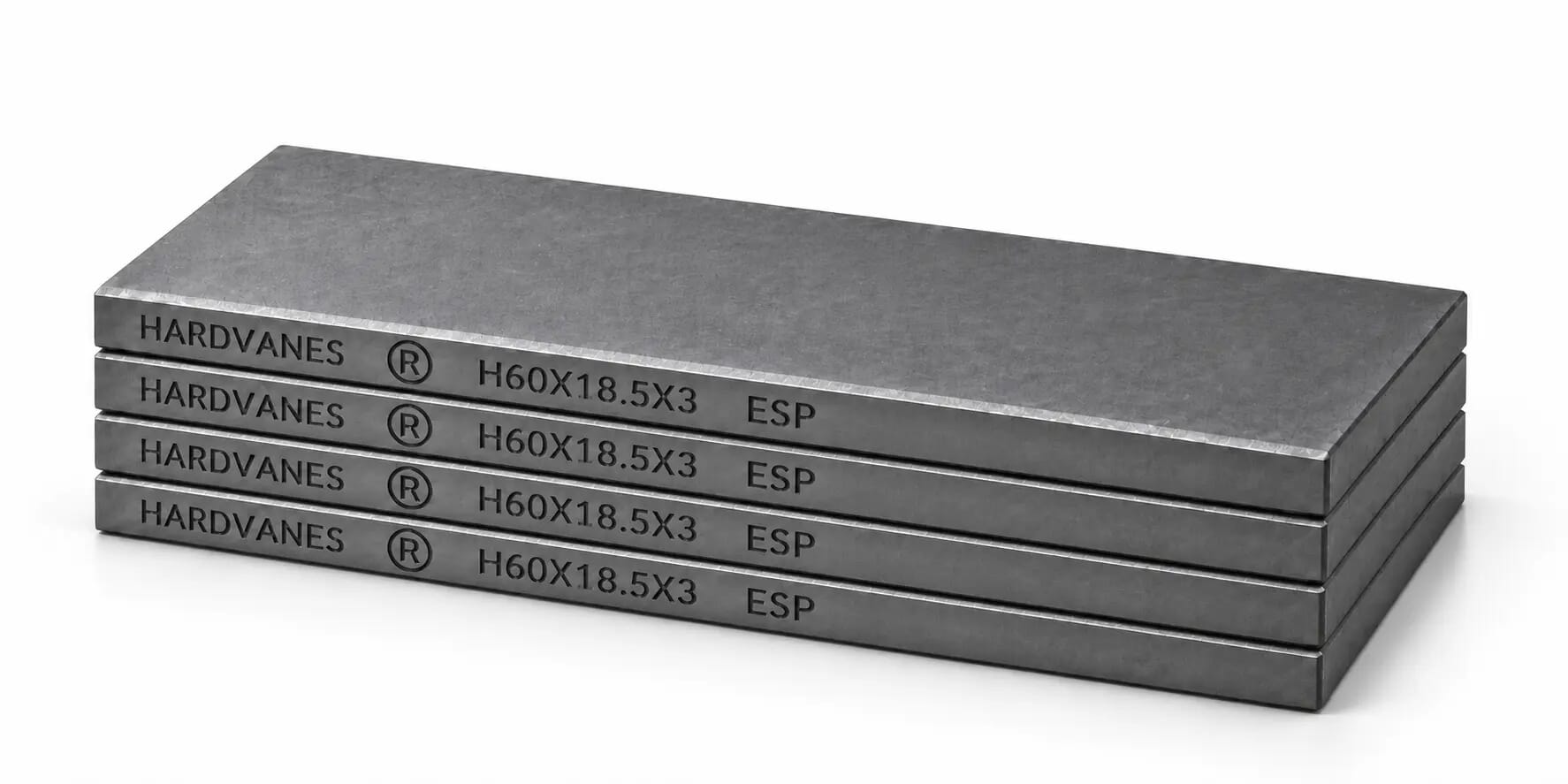 Kit de 4 paletas de carbono-grafito HARDVANES de 60×18,5×3 mm, apiladas con grabado lateral sobre fondo blanco.