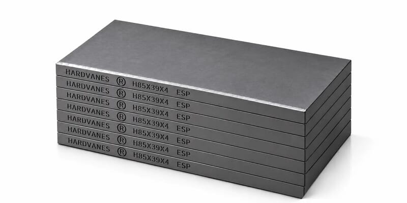Kit de 7 paletas HARDVANES® de 85 × 39 × 4 mm, carbono-grafito con bisel, grabado a la izquierda y fondo blanco