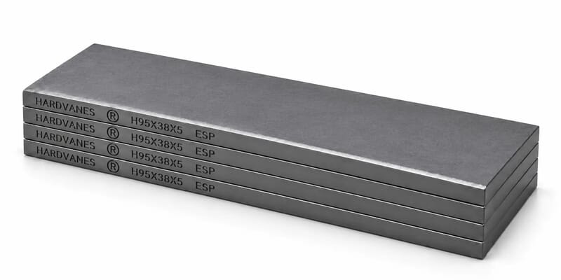 HARDVANES® H95385/4 — Kit de 4 paletas 95 × 38 × 5 mm con bisel fino y grabado a la izquierda del canto