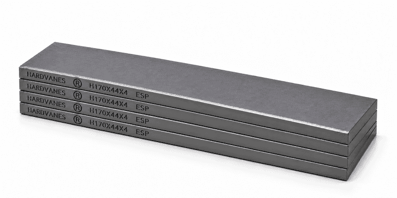 Kit de 4 paletas HARDVANES® de carbono-grafito, 170 × 44 × 4 mm por paleta, con grabado a la izquierda.